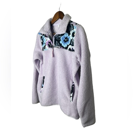 Vera Bradley Teddy Fleece Pocket Pullover Plum Pansies - Picture 3 of 10